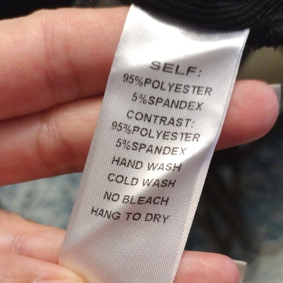 Stylish Black and Beige Women's Jumpsuit - Picture 9 of 9